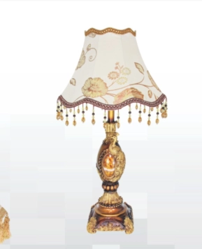 Đèn Bàn Trang Trí BN-K7