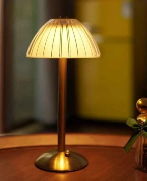 Đèn Bàn Trang Trí BN-K94