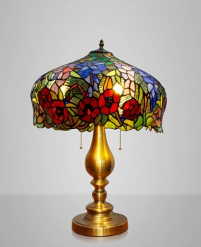 Đèn bàn kính màu vàng in hoa